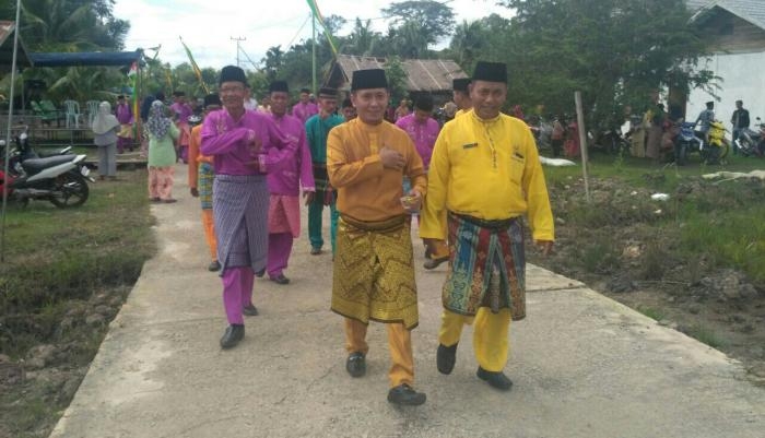 Kades Sekodi dan Irmi Syakip Lepas Pawai Taaruf MTQ